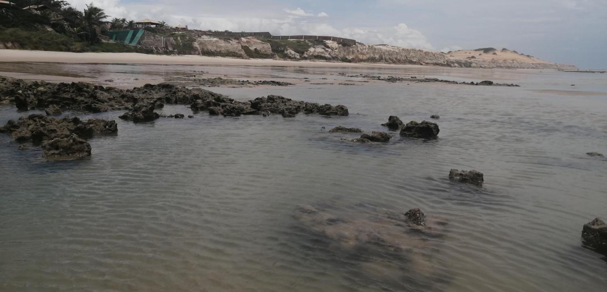The Fountains: Beachfront In Fontes, Apartment