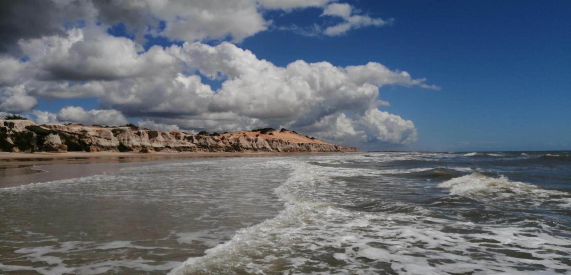 The Fountains: Beachfront In Fontes, Beberibe