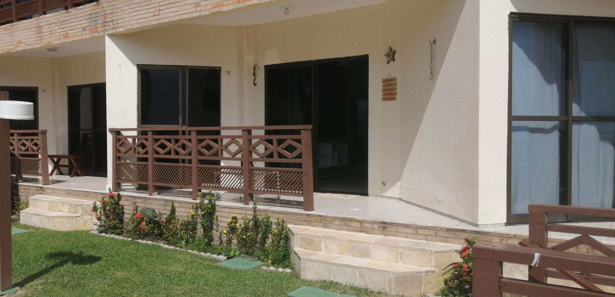 Apartment The Fountains: Beachfront In Fontes, *